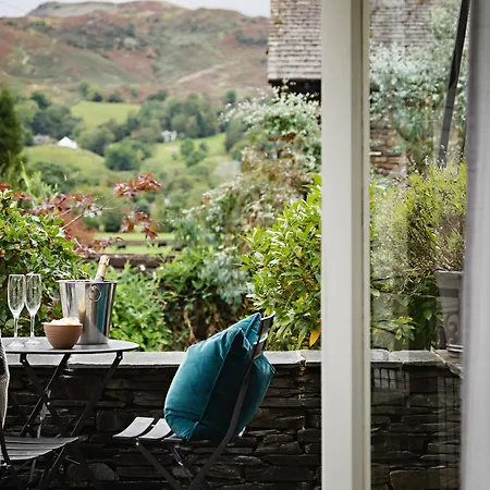 Chestnut 3* Grasmere