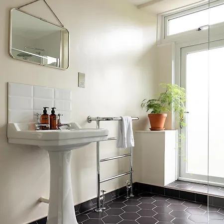 Chestnut Affittacamere 3*