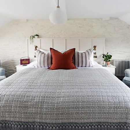 Pensjonat Chestnut 3*